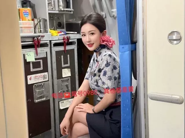 Y2939A-东航 浦东东航真实空姐 167C Gallery 5