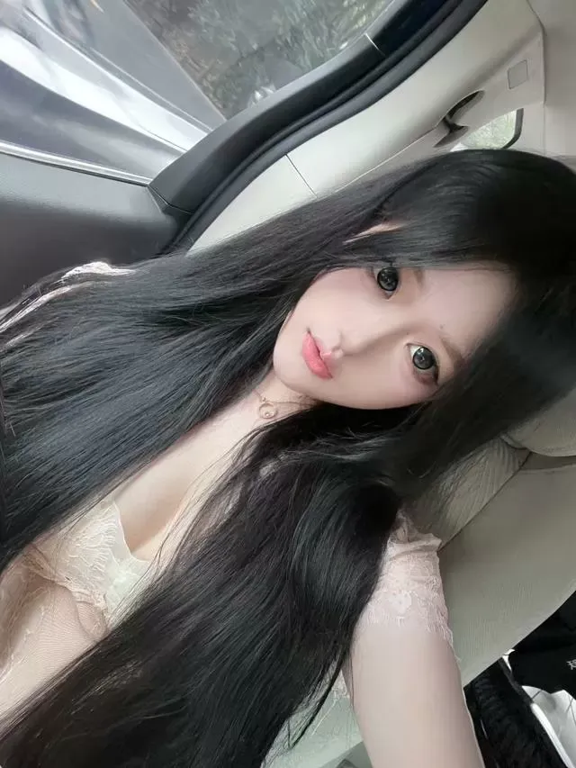 黄浦171E童颜巨乳白虎a4腰 Gallery 12