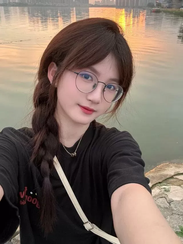 同桌学妹璐璐 Gallery 4
