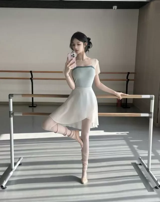 普陀169D05苏大文艺生天然无整 Gallery 5