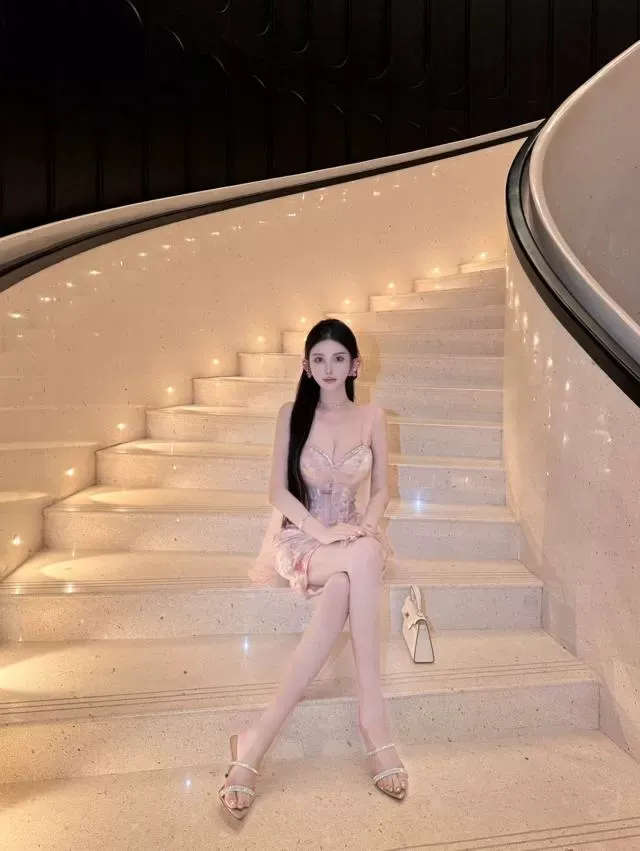 闵行178大F欧美风御姐模特鹦鹉 Gallery 8