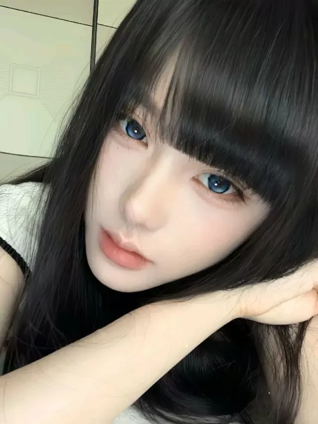 Y4794-言言 长宁硬五戏剧学院学生 175D.04