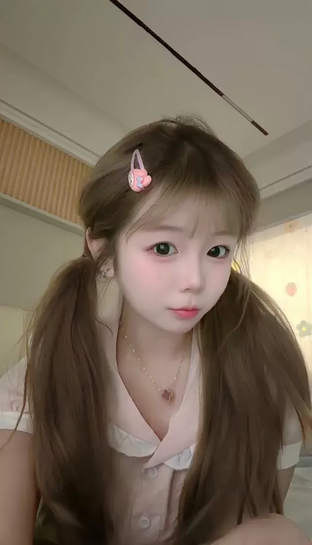 学生妹真人真照妞妞,会叫爸爸