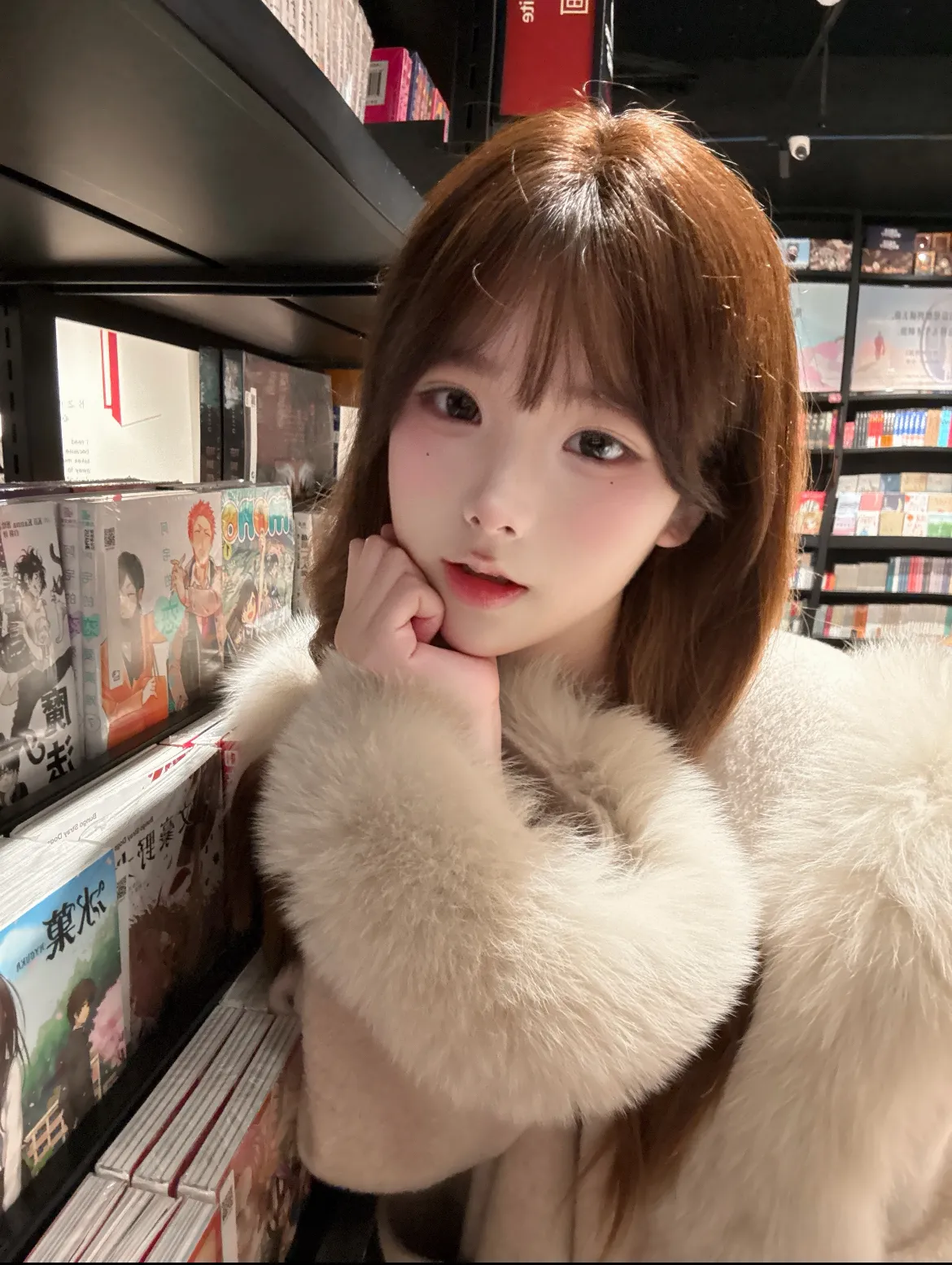 小七 新人首开 蜜桃臀 Gallery 1