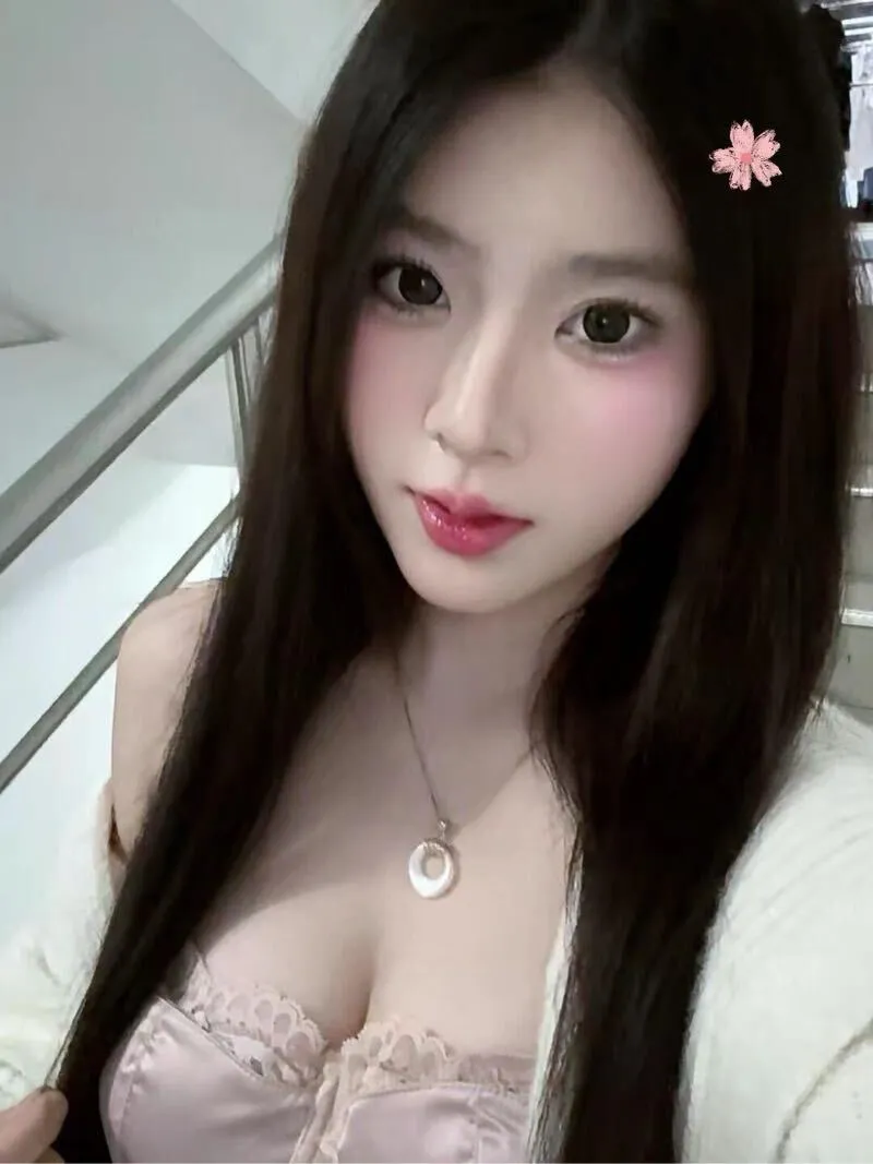 清纯白嫩小纯 春春