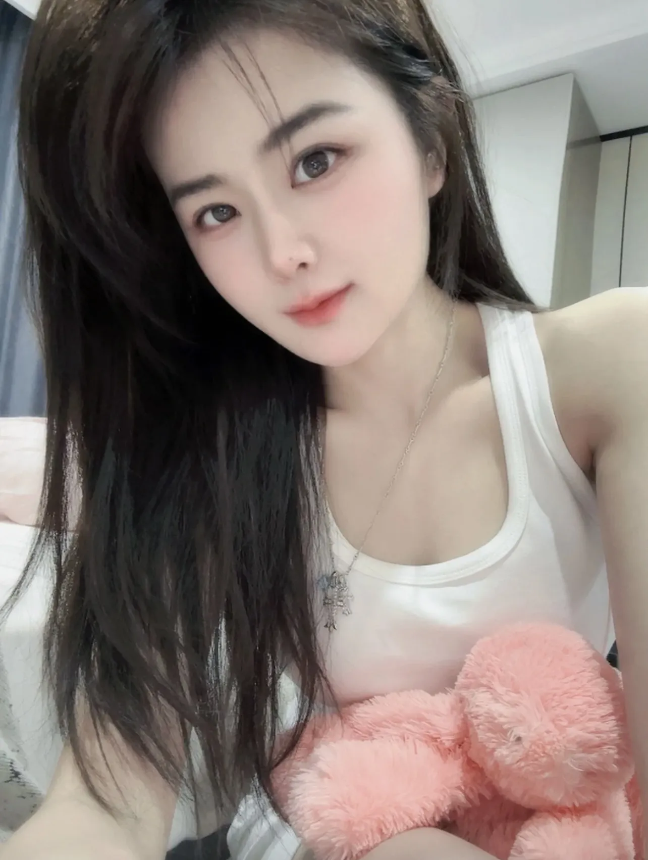 极品白嫩少御芝琳 Gallery 6