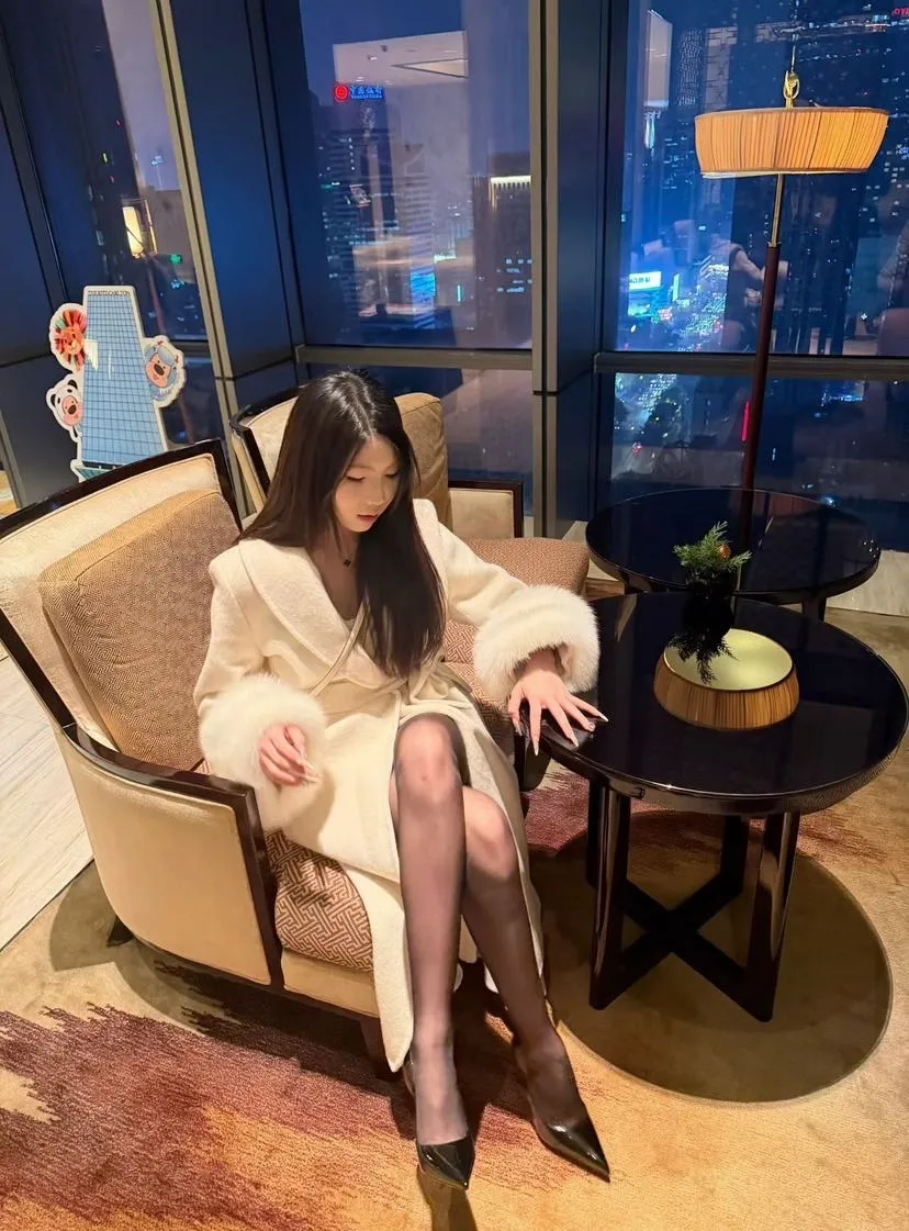 极品学生妹欢欢上海首开💄 Gallery 2