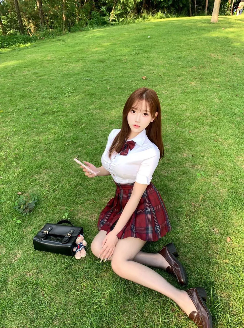 嘉定 糖豆 极品大胸嫩妹 Gallery 3