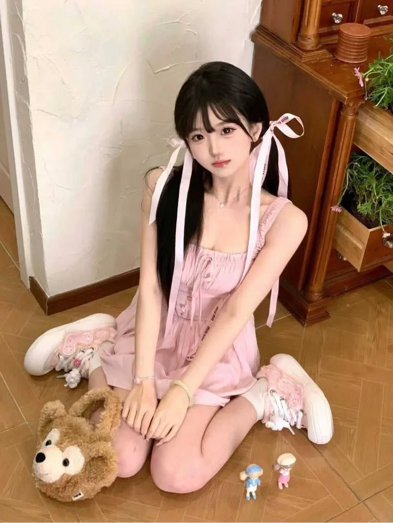 嘉定 绵绵 甜美萝莉白小纯 Gallery 4