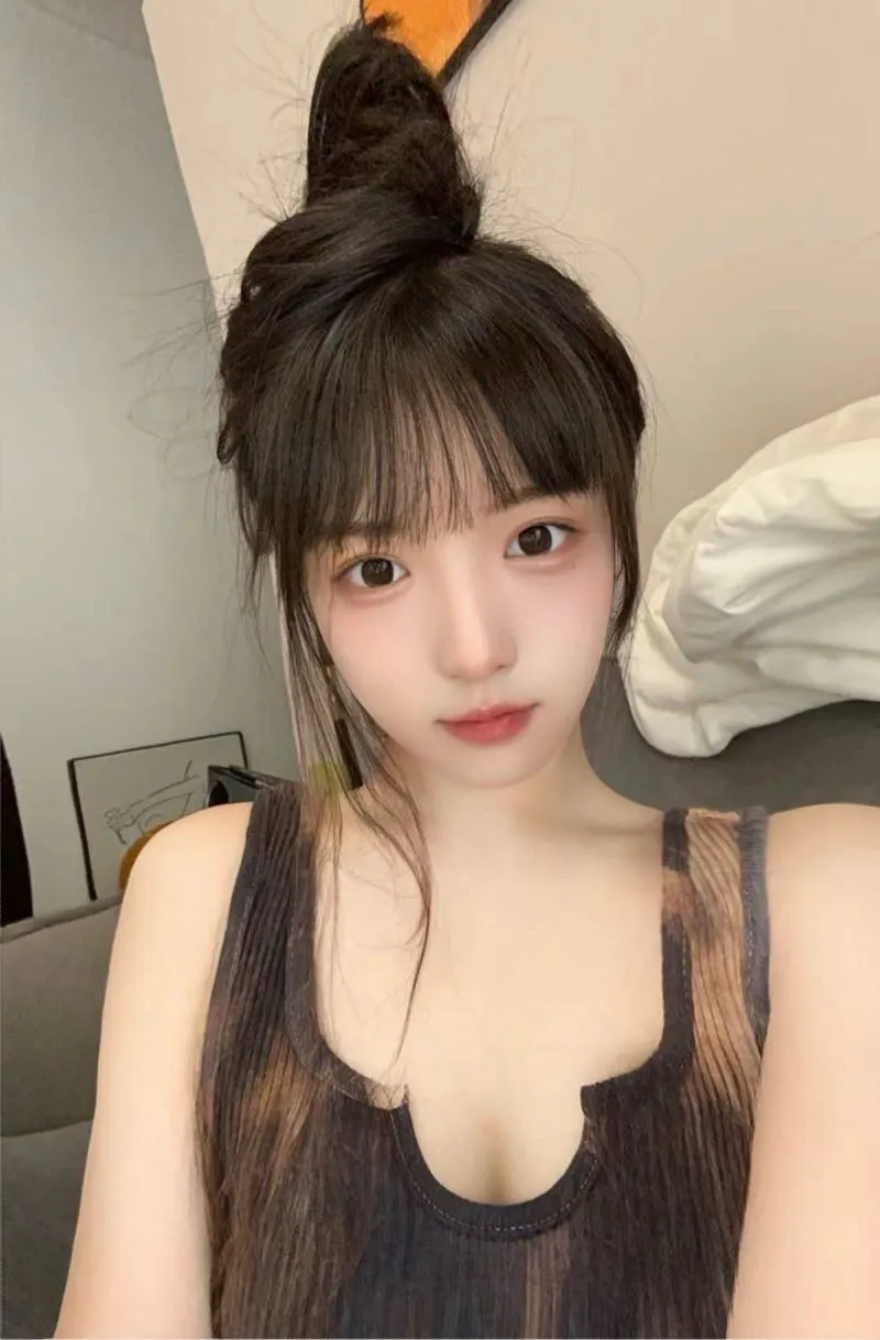 浦东05童颜巨乳白虎165纯纯酱 Gallery 5