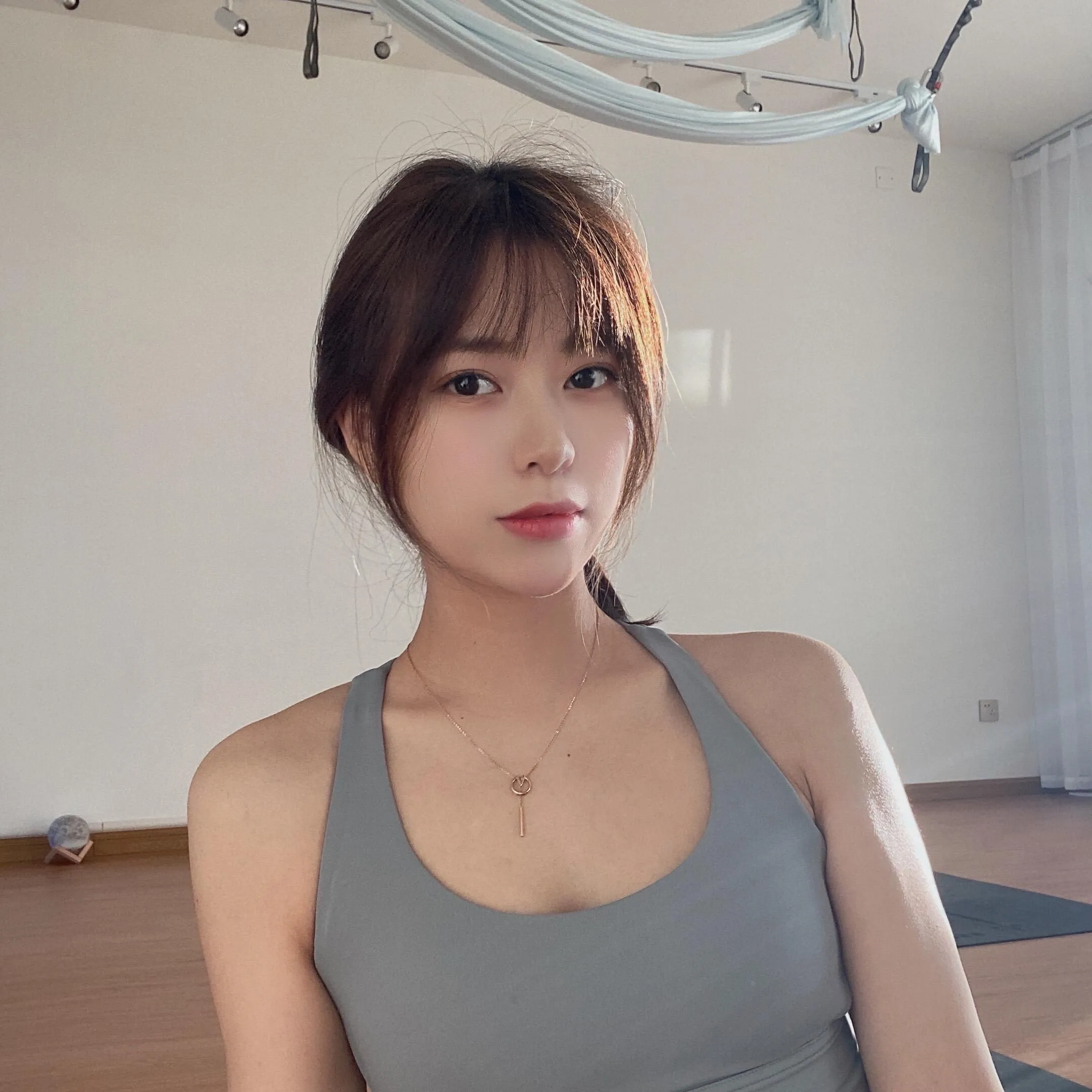 小莫，健身教练奶子有弹性会夹会吸 Gallery 1