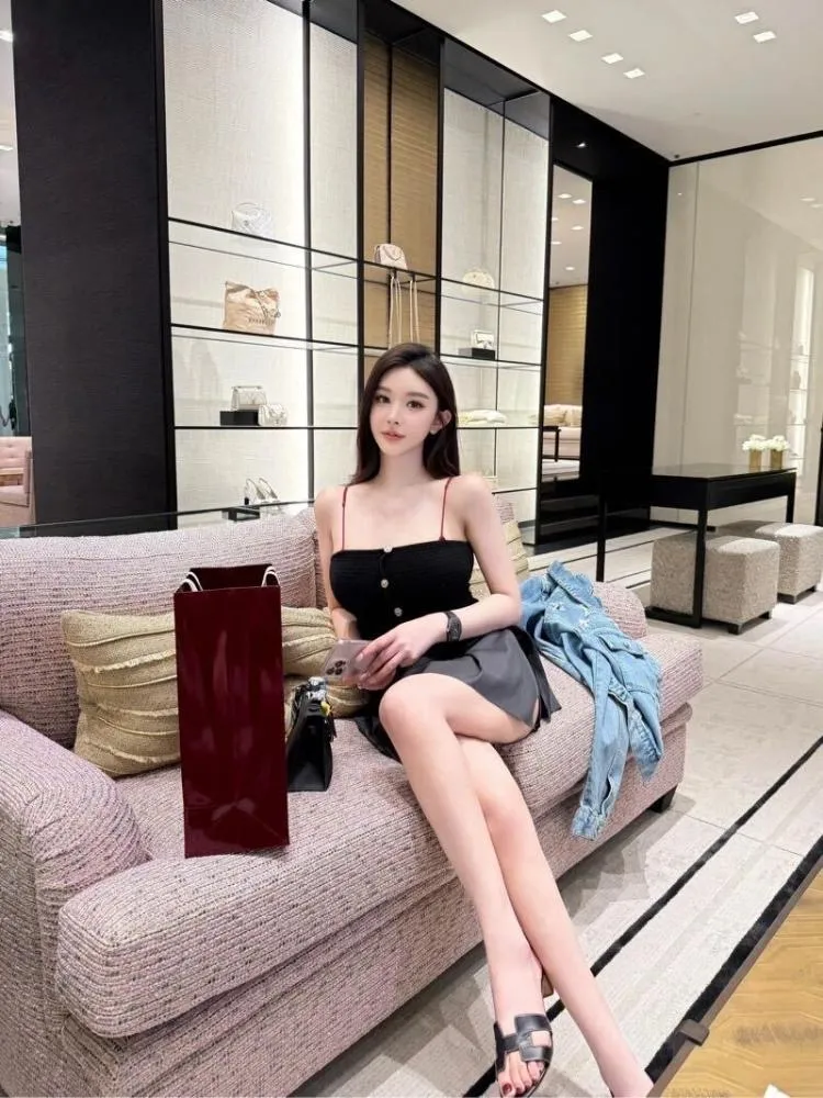 外滩外拍模特 椿椿 兼职短开 Gallery 4