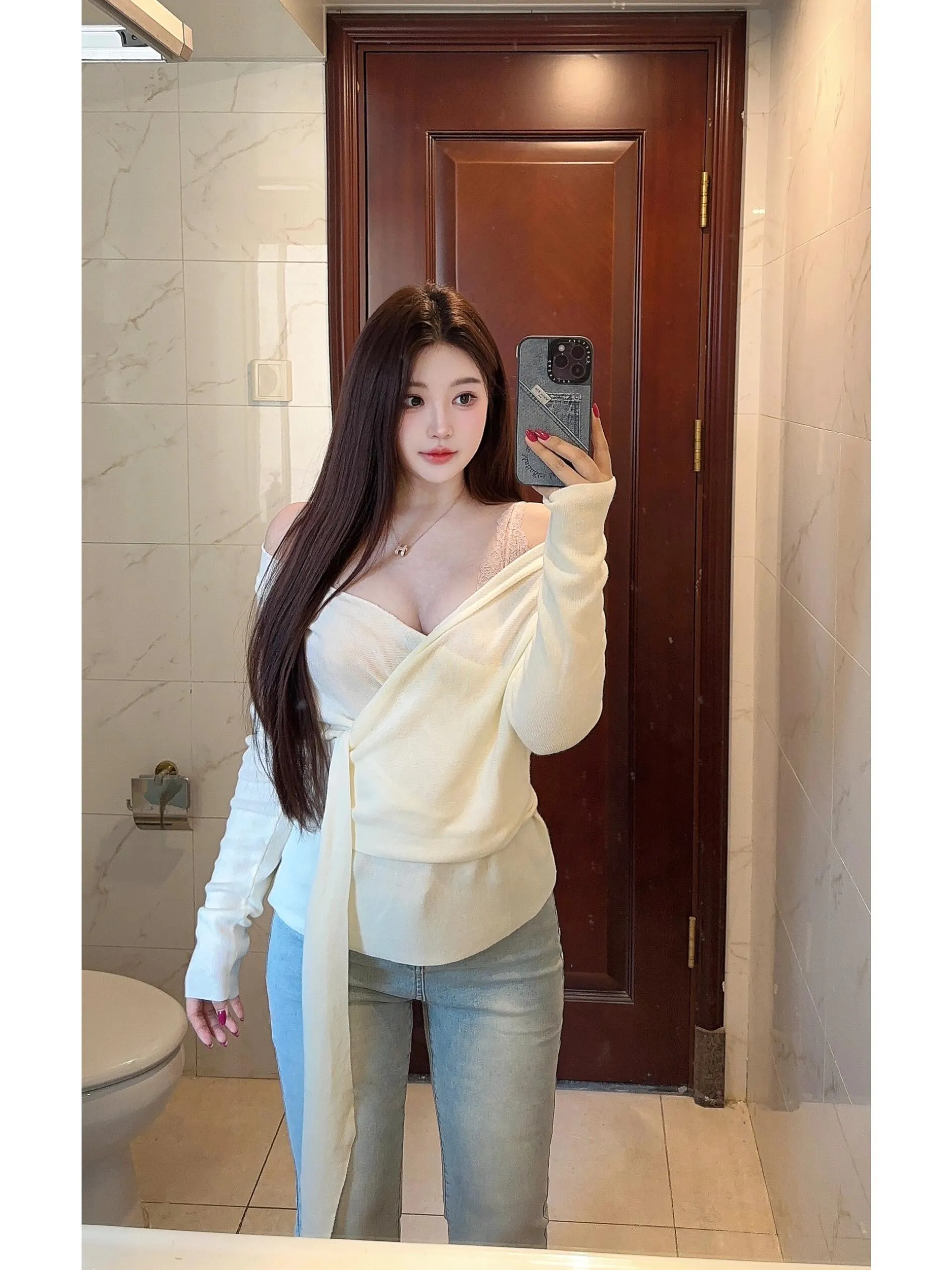 熙熙，新人刚下海真实大奶很带劲 Gallery 1