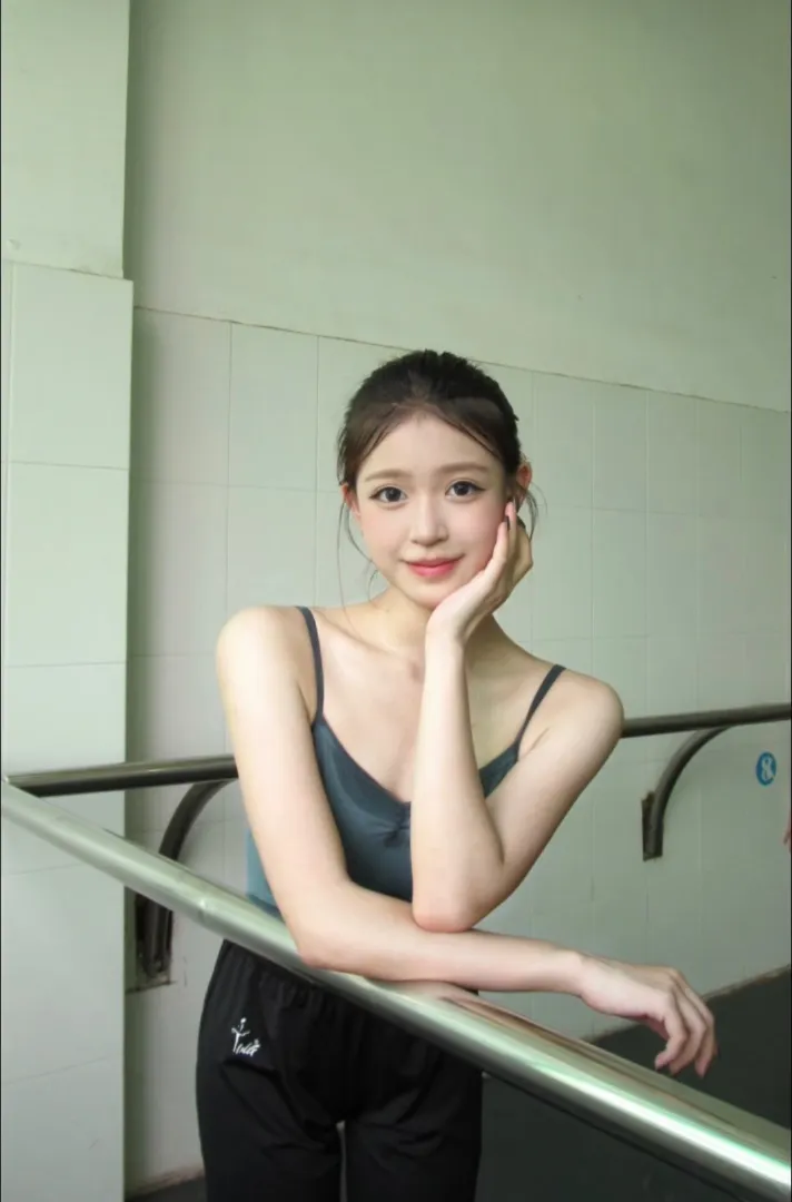 Y1047-小珍珠 普陀硬五本帮菜白虎芭蕾舞🉑一字马170C.06