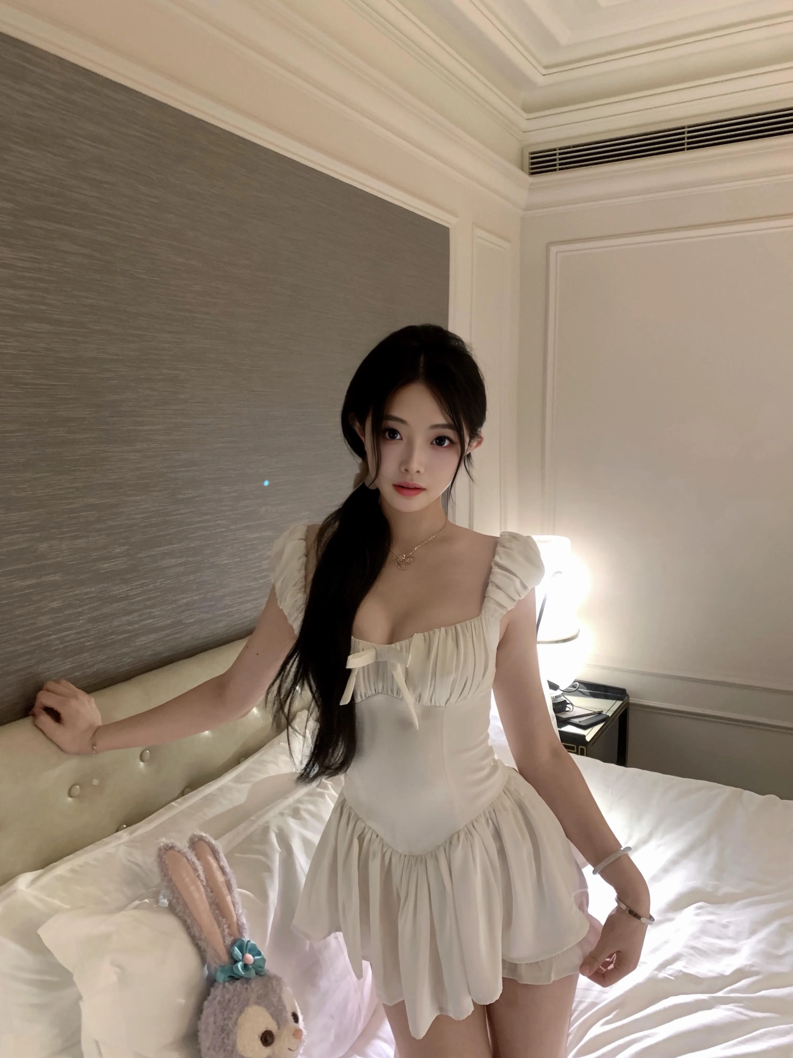 小小 刚毕业学生妹 俏皮可爱😍