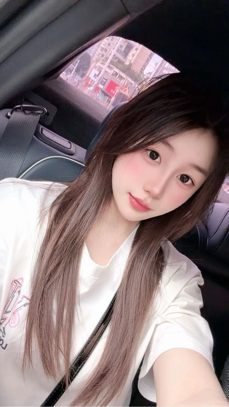 歪歪 纯欲新人 个人真实艺术写真【超极品】 Gallery 4