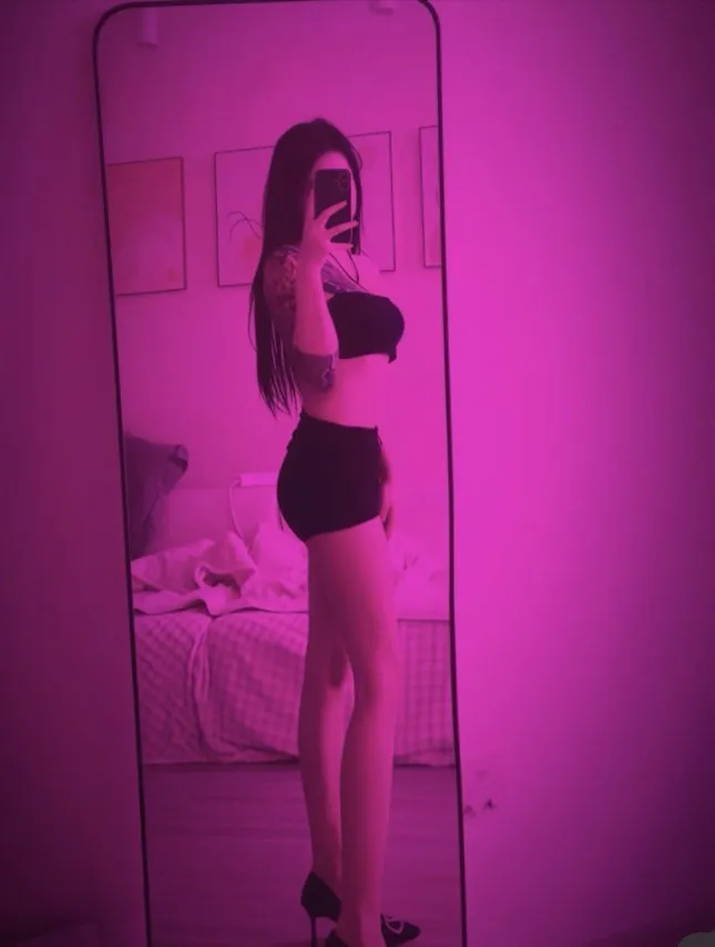 新人首开极品反差小野猫 Gallery 5