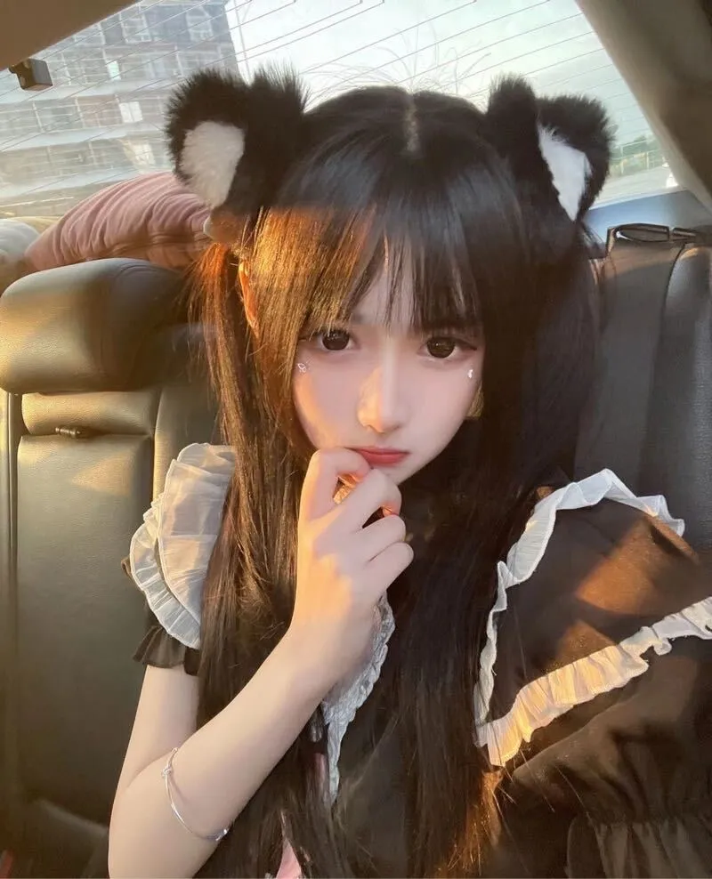 白小纯岚岚 粉嫩甜妹 抱起来玩 Gallery 2