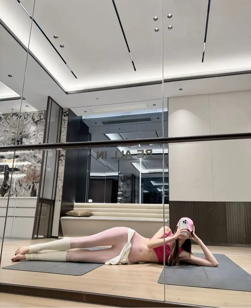 上海音晴晴 180𝗰𝗺 • 𝟯𝟲E 静安 Gallery 2