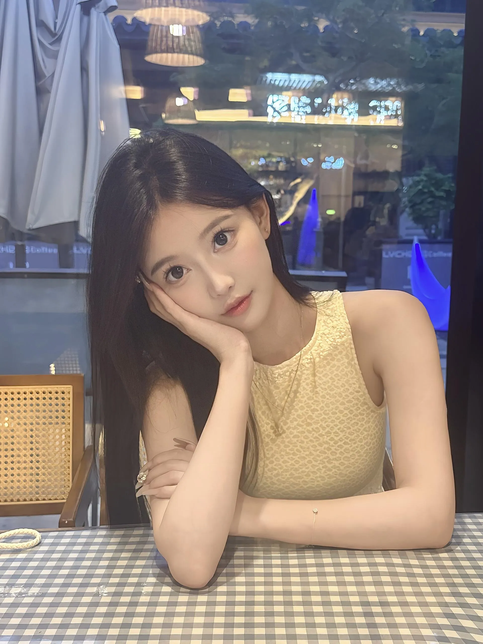 y425纯欲白小纯 Gallery 1