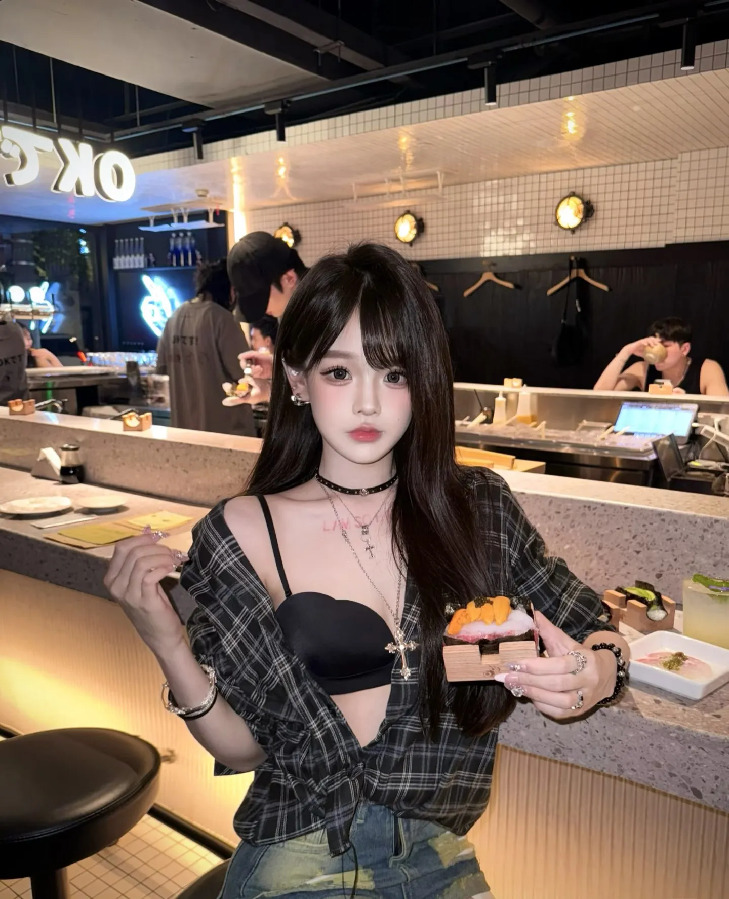 洛丽塔 嫩出水来 等哥哥调教 Gallery 3