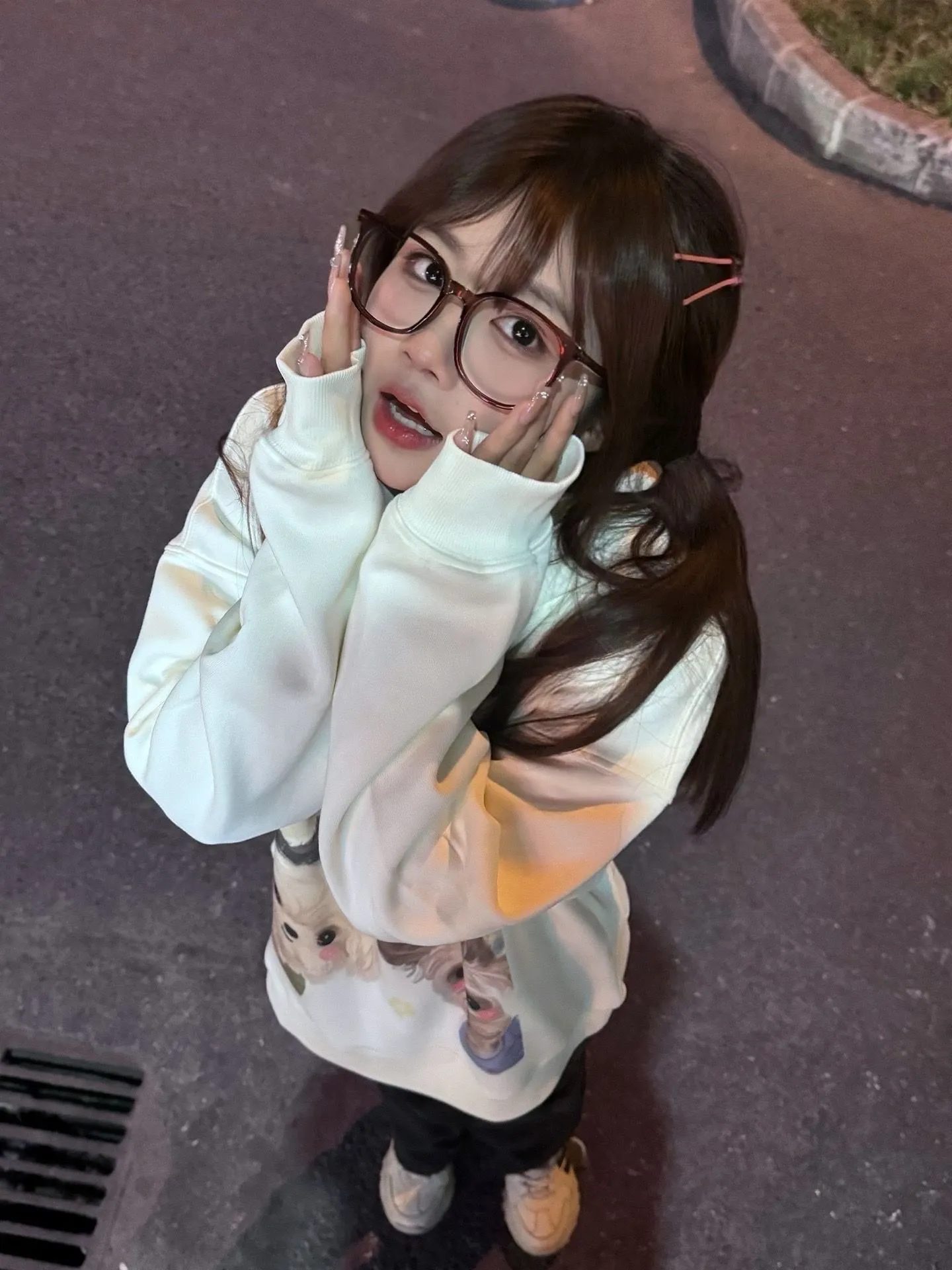 闵行 棉棉 眼镜小甜妹 丰满诱人