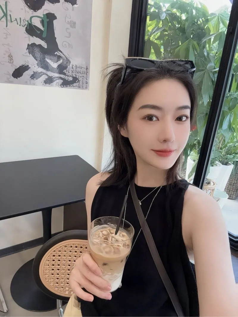 柳柳 敏感骄淫需要哥哥填满 Gallery 2