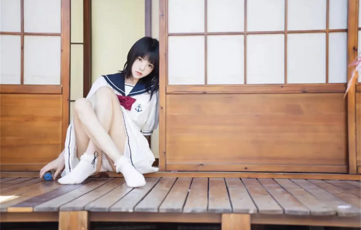 菲菲 清纯少女等爸爸来采摘 Gallery 6