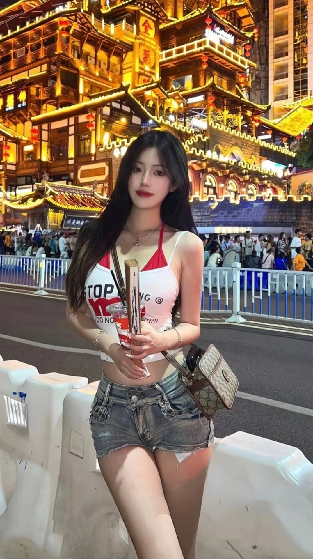 徐汇极品兼职雪儿 Gallery 2