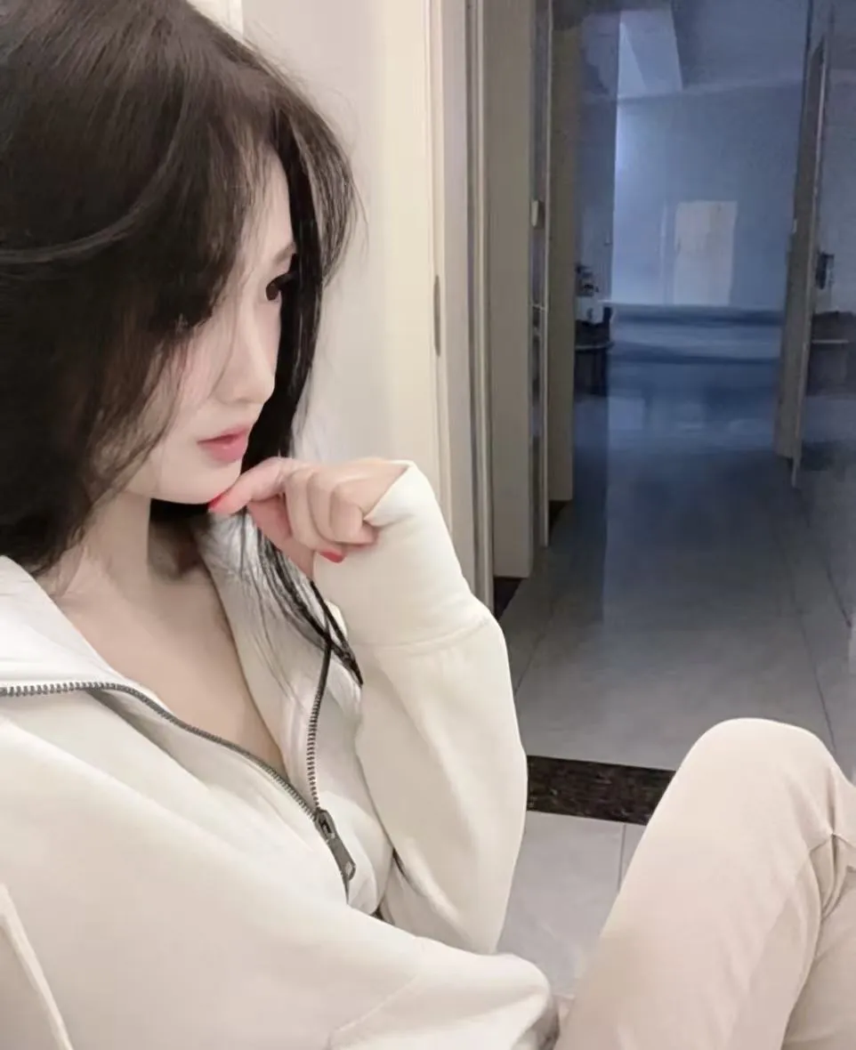 a089纯欲白小纯 Gallery 4