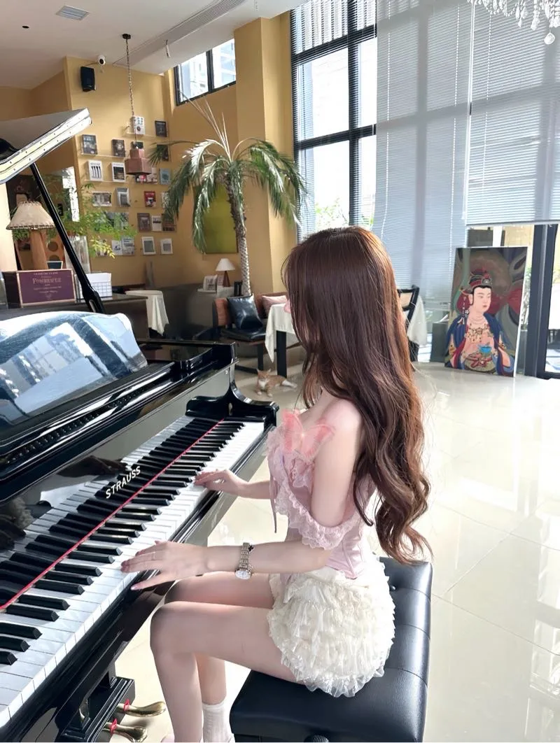 上戏学院刚毕业学妹玲苏 奶大S腰 Gallery 6