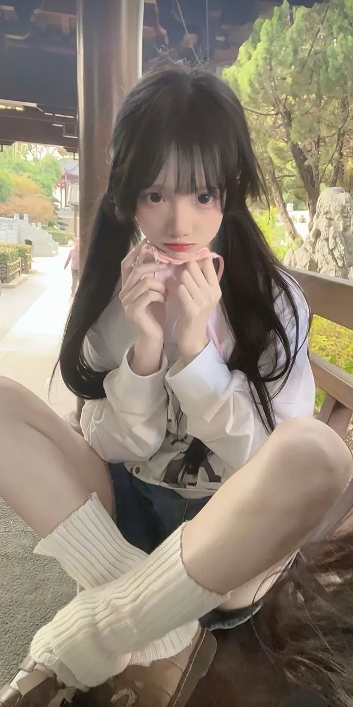 浦东07戴小慧反差婊 粉嫩紧🉑🐍吻萝莉音甜 Gallery 3