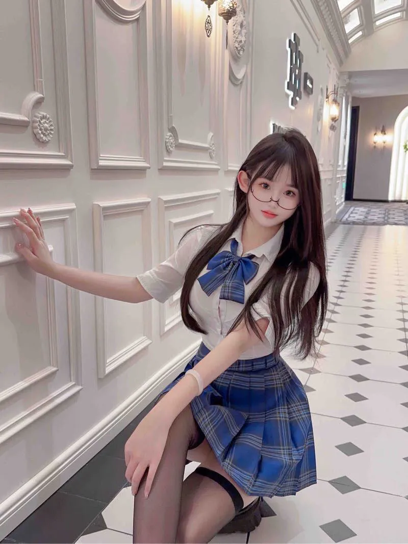 a023童颜巨乳学生车震 Gallery 5