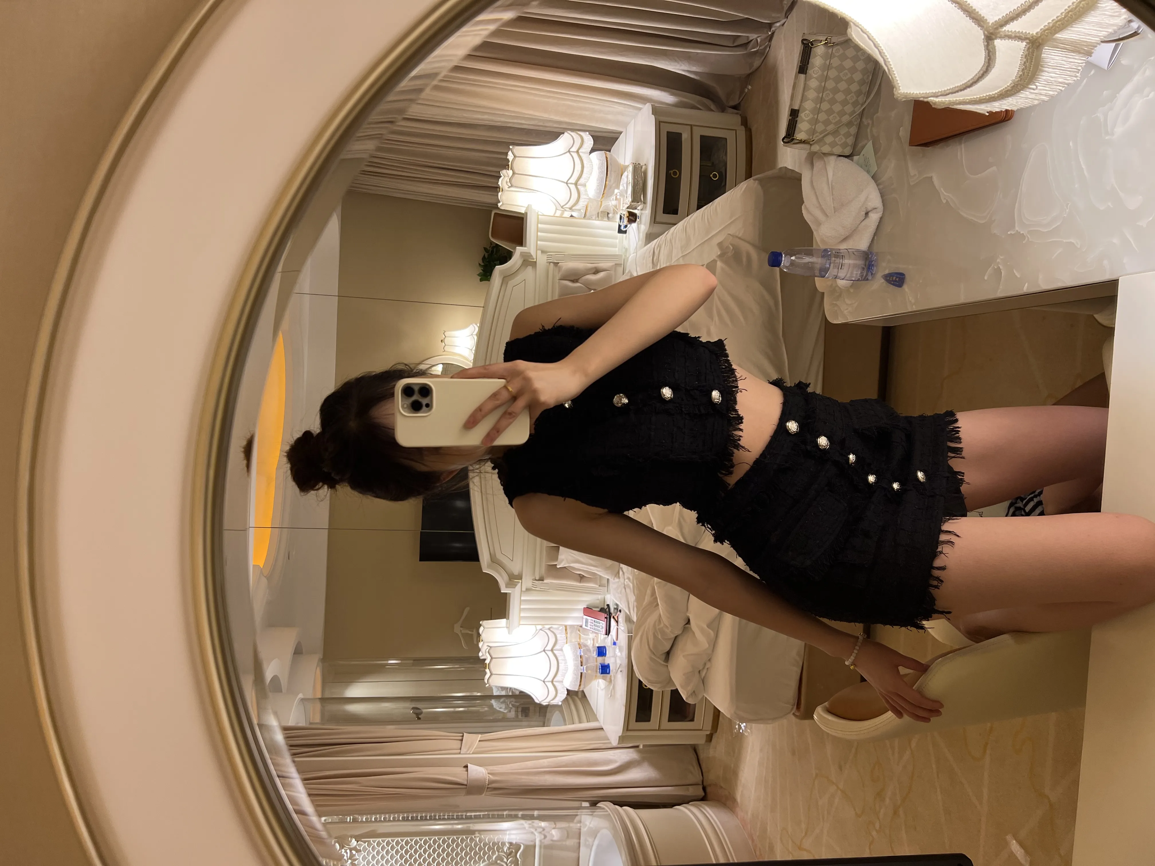 闵行05清晨邻家女孩粉嫩🛍白小纯全生活照视频 Gallery 6