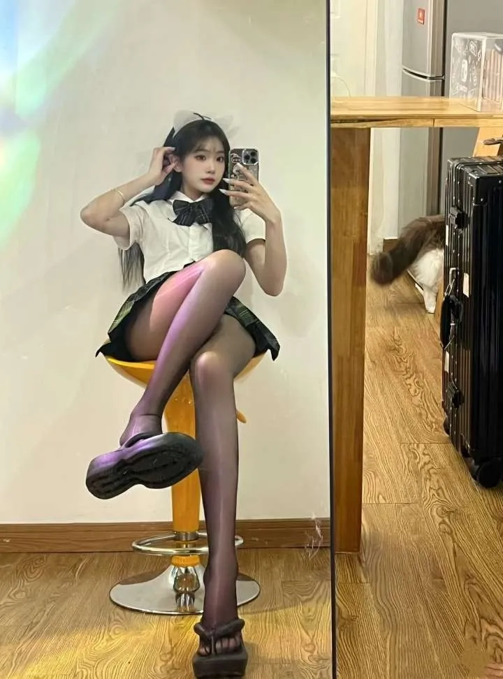 泡芙07校花青春兼职刚破处嫩妹 Gallery 2