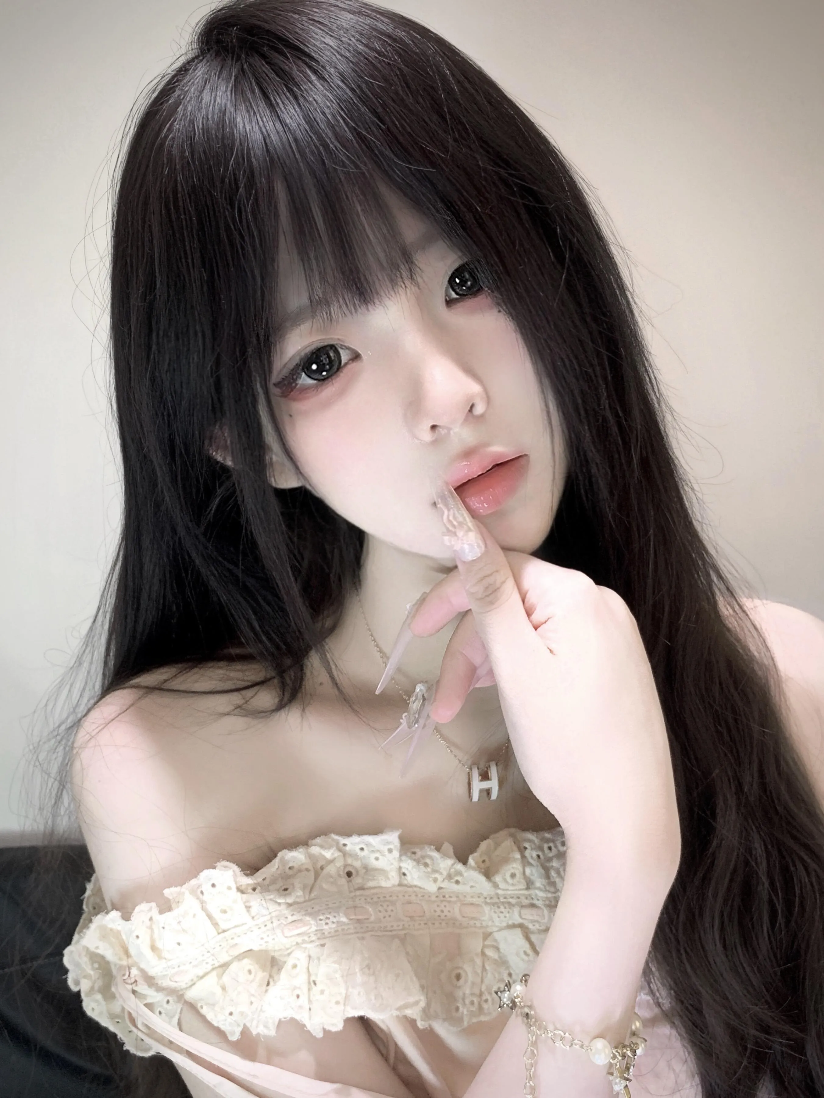 08恬贝（学生首次下海逼逼超紧）