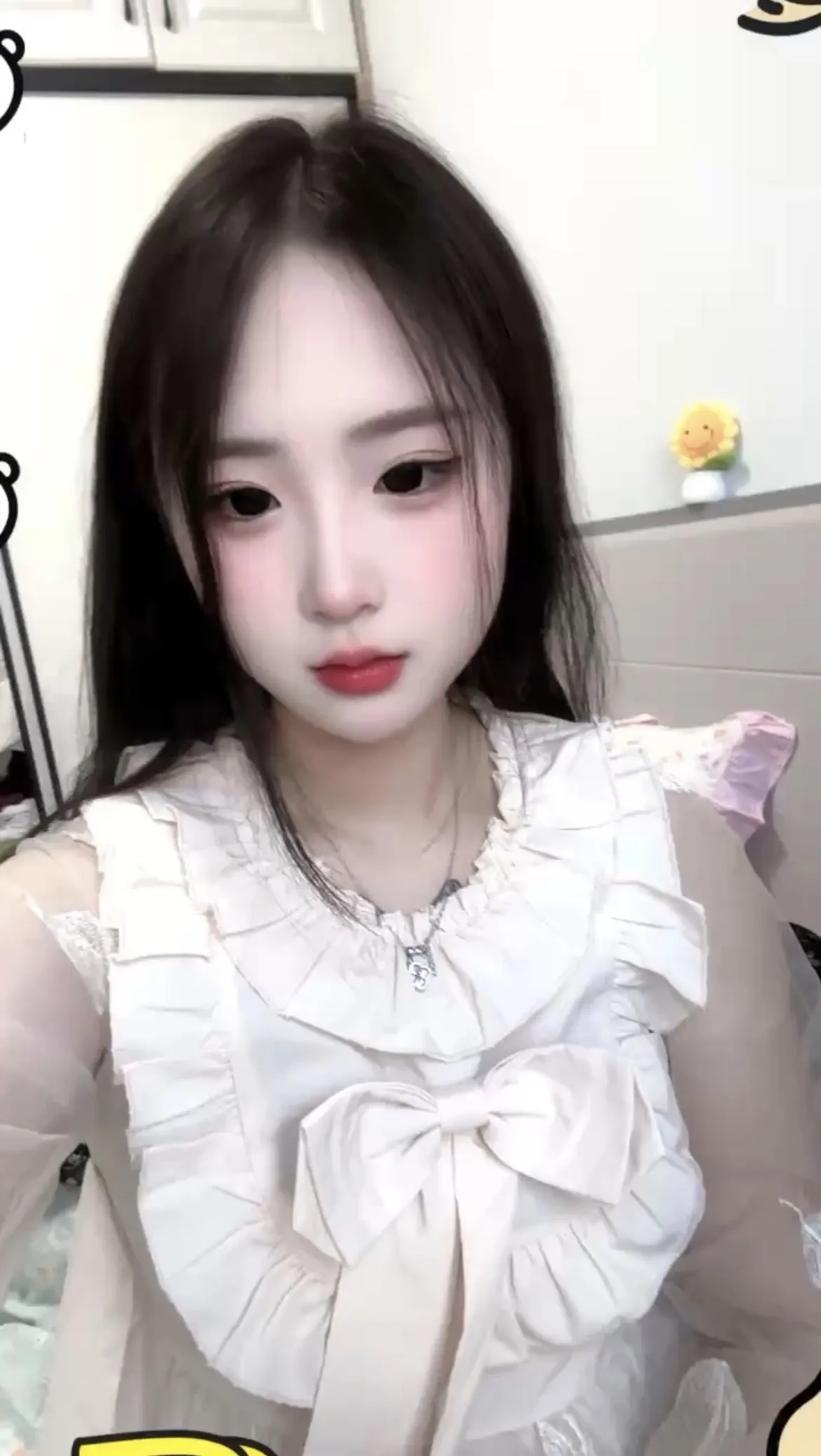 普陀 肉肉 圆脸小萝莉 三点粉嫩 Gallery 4