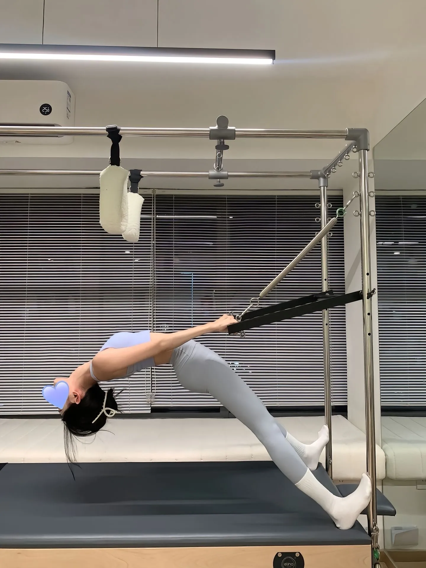 浦东叶清 健身达人喜欢运动 各种姿势随意玩弄 Gallery 6