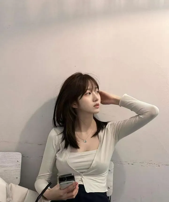 上海星星🏠极致反差纯御大D兼职 Gallery 1