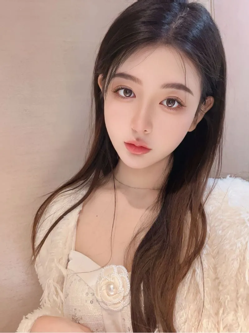 浦东 骚米 极品嫩妹粉嫩甜菜 Gallery 4