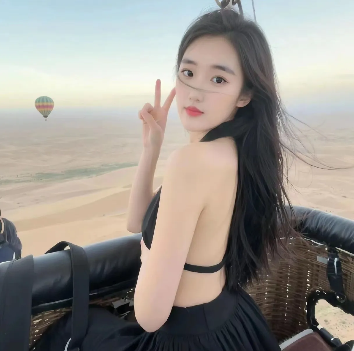 南翔  刘亦菲 Gallery 1