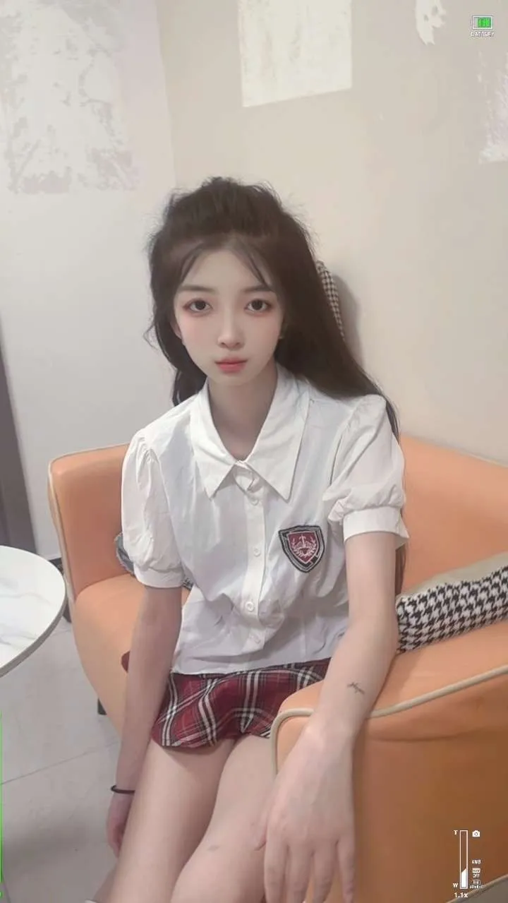 点点❤️白小纯～骨感筷子腿 Gallery 2