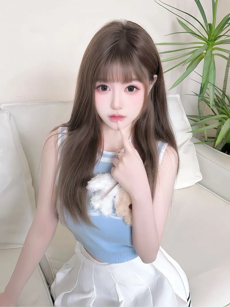 早早05 三点粉嫩 白虎 馒头一线天 Gallery 3