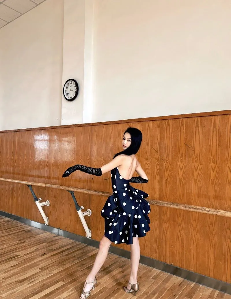 普陀白虎一线天拉丁舞应届生元气 Gallery 5