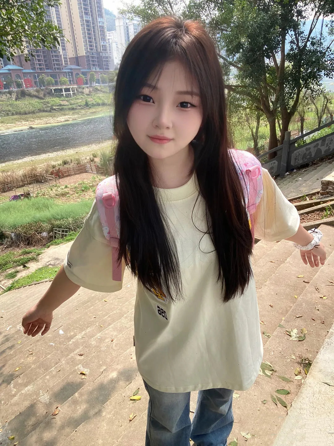 金桥07嫩妹萝莉冰冰 Gallery 3