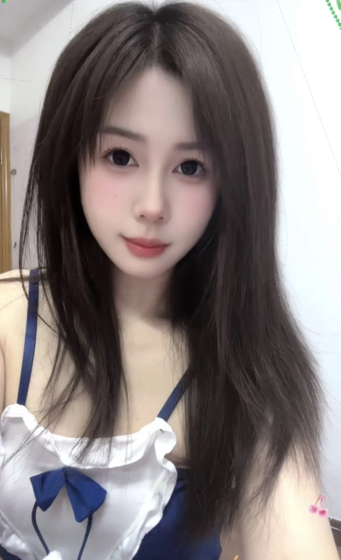 浦东刚下海新人学生妹栗子