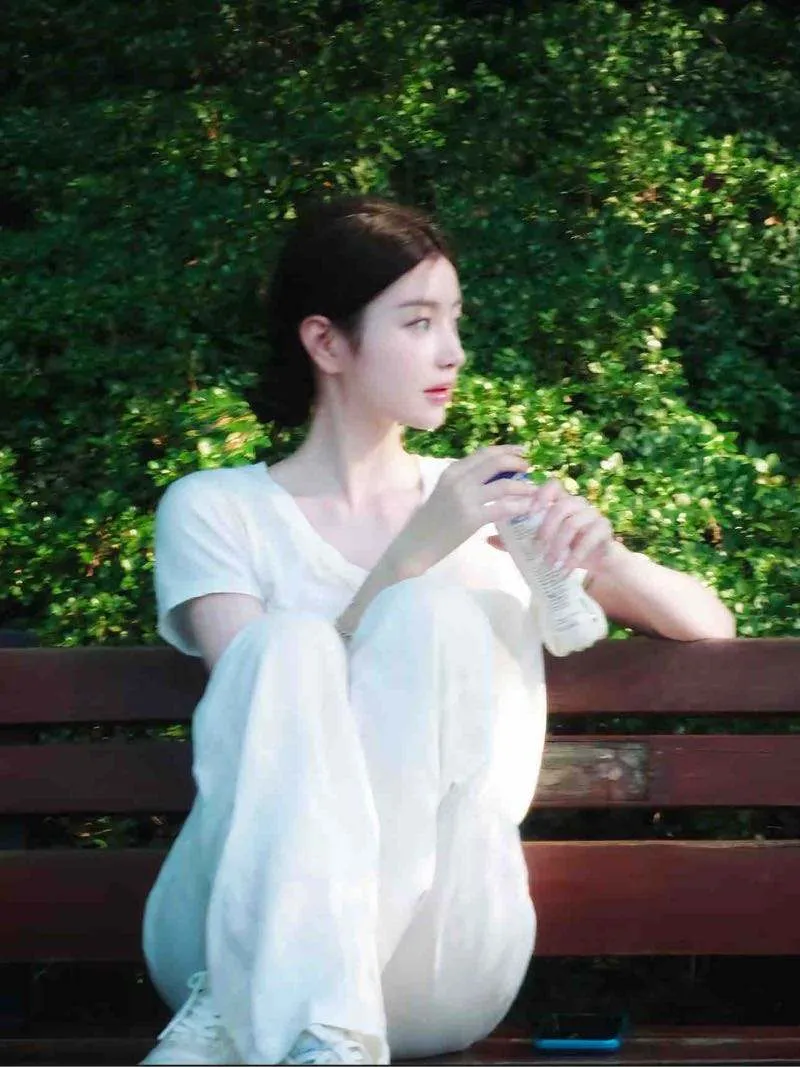 016新人圈外兼职模特首开 硬5🦜 Gallery 4