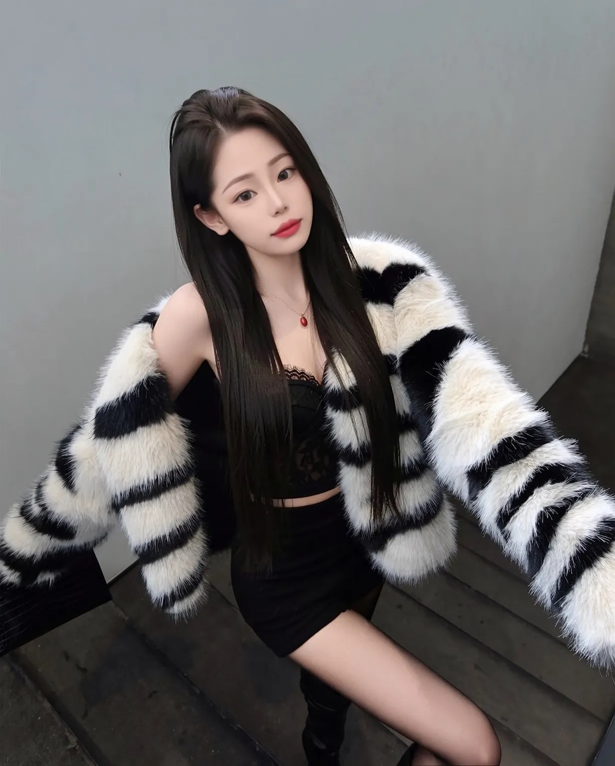 闵行网红🔥啦啦刚下海 Gallery 1