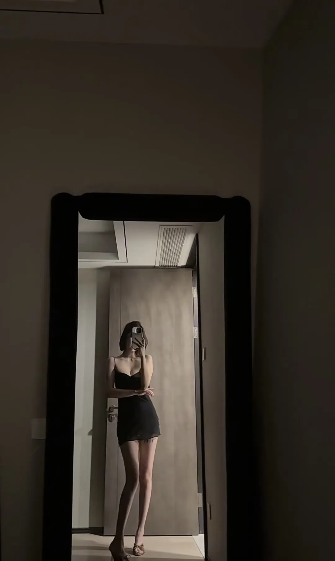 浦东金桥青儿 短发骨感瘦 Gallery 5