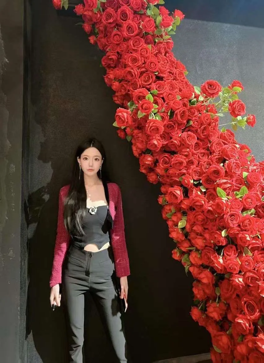 小鱼儿 极品御姐 Gallery 4